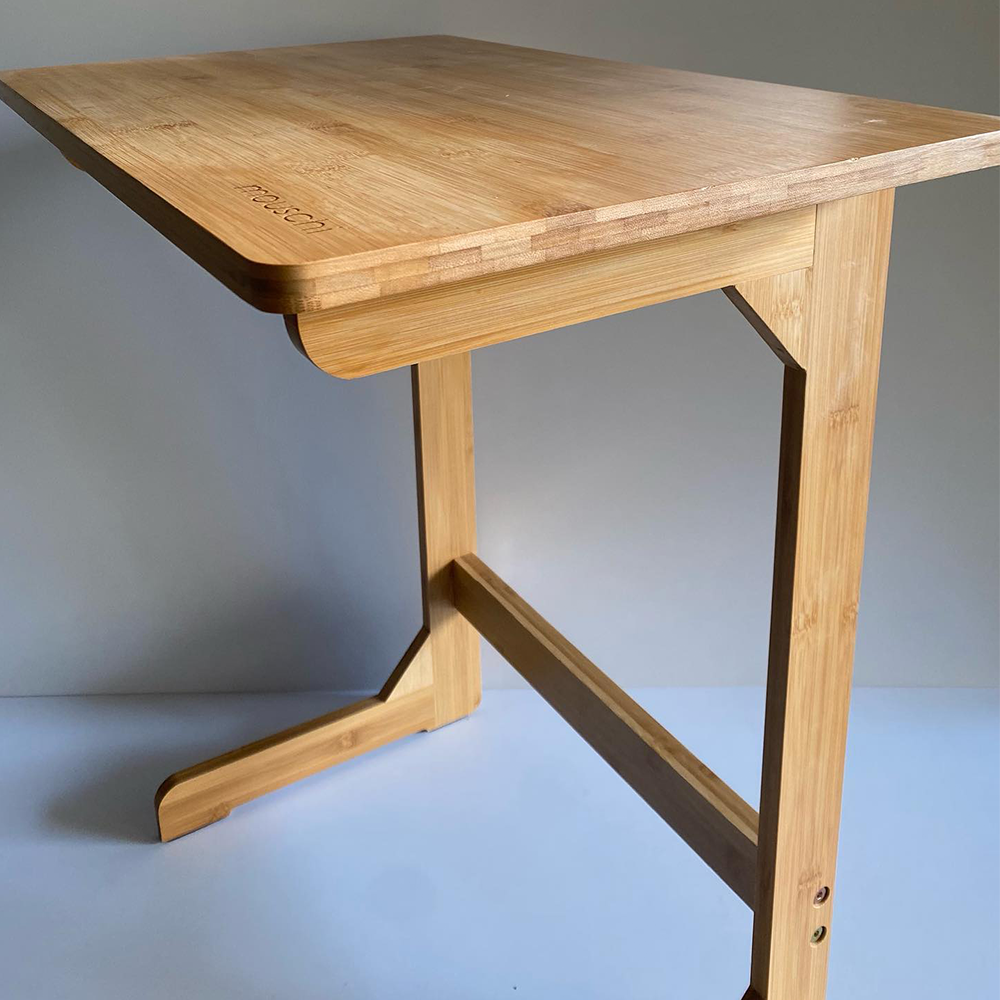 mouschi Lee Stand Table